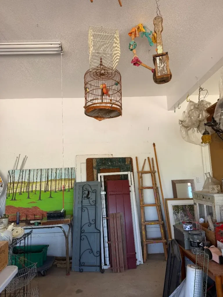 Item from the 50% OFF SUNDAY! Vintage Everything with Busy Bees! estate sale in Cave Creek, AZ