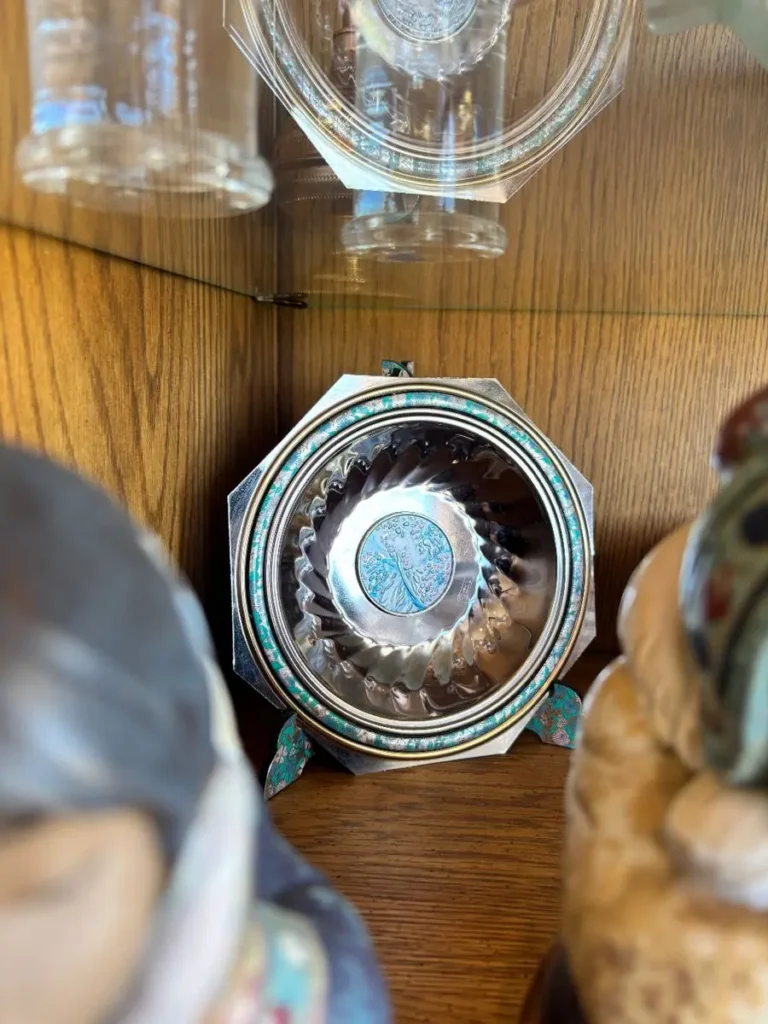 Item from the 50% OFF TODAY!! Mamma Mia! This sale is HUGE! Please remember to park on the same side of the road estate sale in Cave Creek, AZ