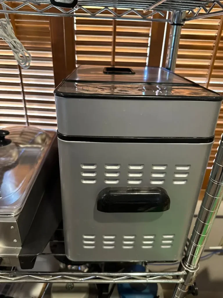 Item from the 50% OFF SATURDAY! Retromania with Busy Bees! estate sale in Chandler, AZ