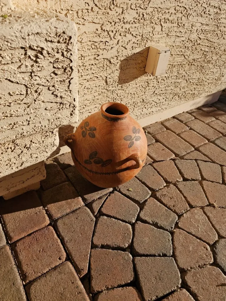Item from the OPEN FRIDAY AND SATURDAY in Sunbird Golf Resort with Busy Bees! estate sale in Chandler, AZ