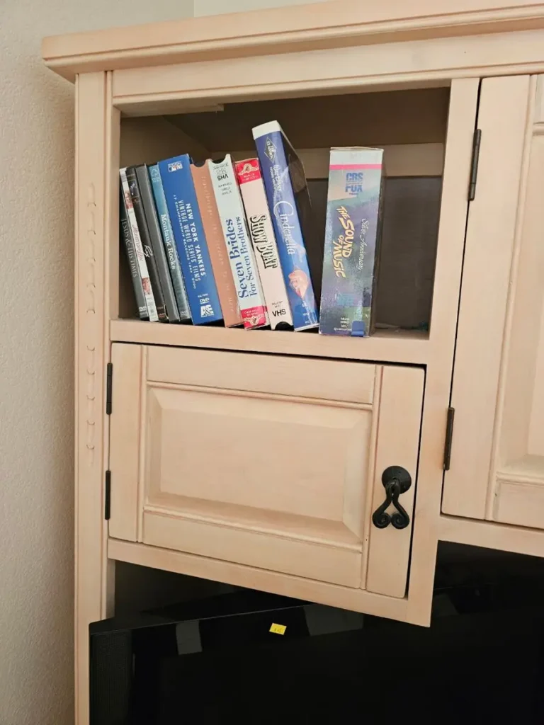 Item from the OPEN FRIDAY AND SATURDAY in Sunbird Golf Resort with Busy Bees! estate sale in Chandler, AZ