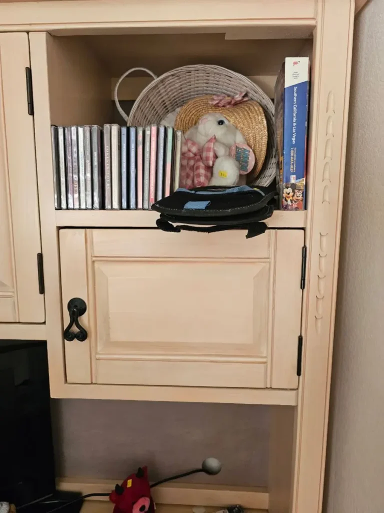 Item from the OPEN FRIDAY AND SATURDAY in Sunbird Golf Resort with Busy Bees! estate sale in Chandler, AZ