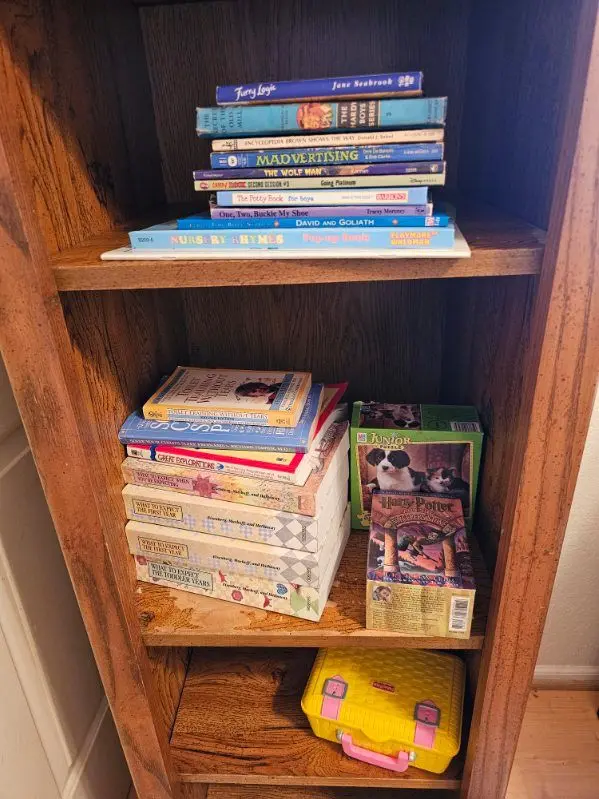 Item from the 50% OFF SATURDAY! FINAL DAY!Put Me In Coach-I’m Ready to Play with Busy Bees estate sale in Gilbert, AZ