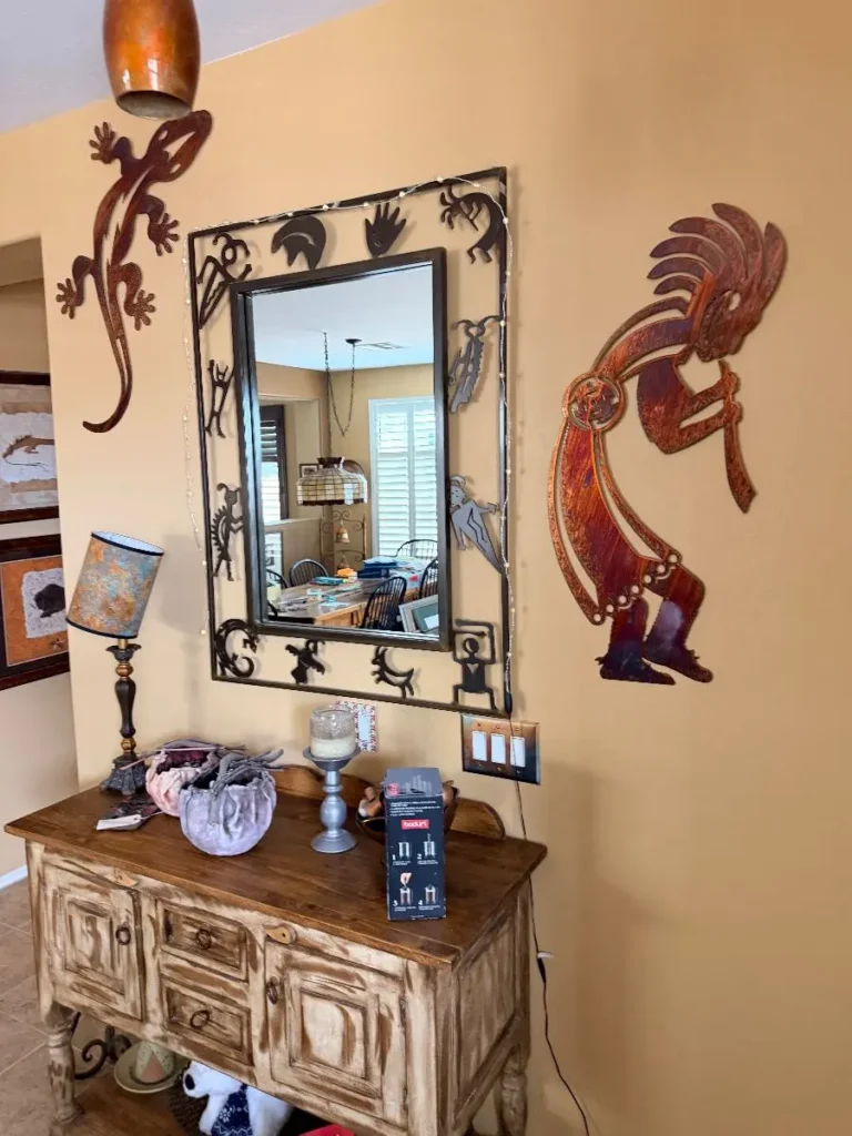 Item from the MORE DEALS ON SUNDAY! Southwest and The Art of Entertaining GATE CODE #2471 estate sale in Mesa, AZ