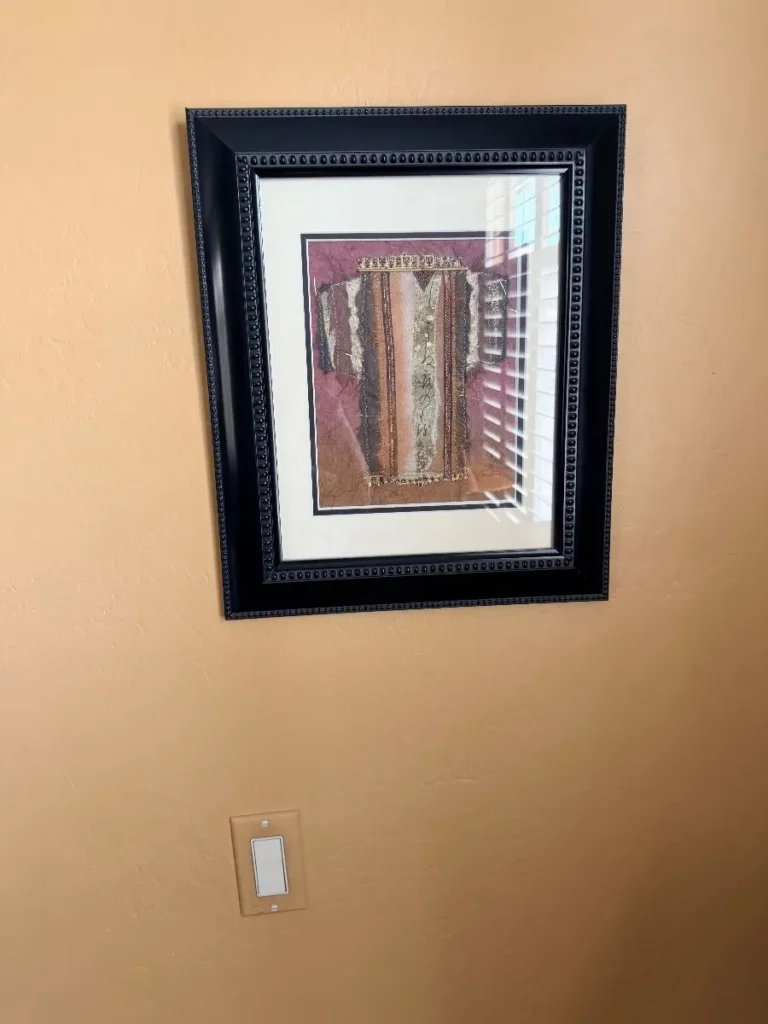 Item from the MORE DEALS ON SUNDAY! Southwest and The Art of Entertaining GATE CODE #2471 estate sale in Mesa, AZ