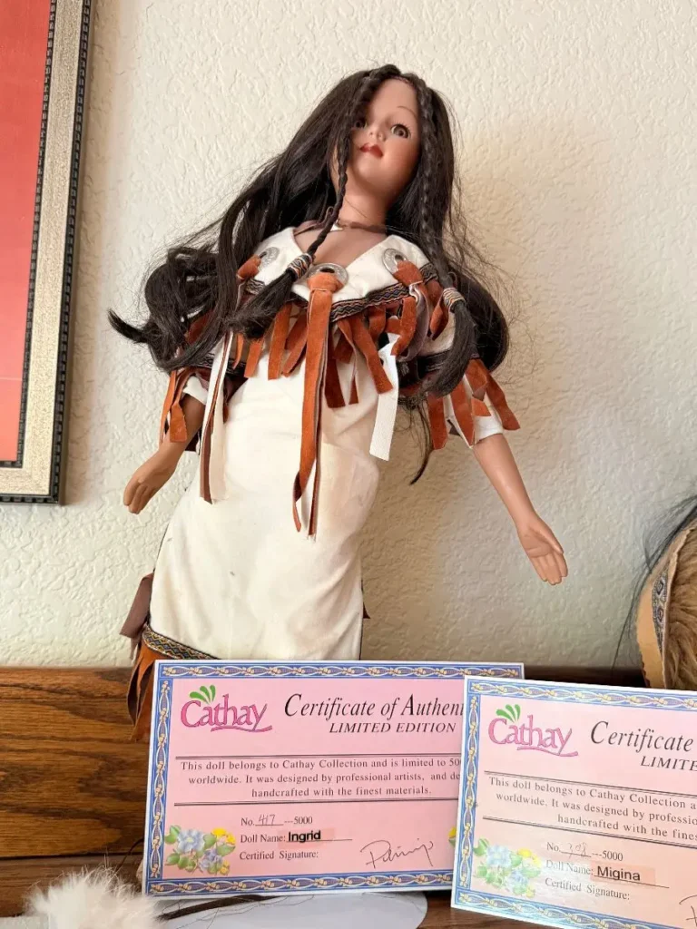 Item from the Whiskers, Wings and Southwestern Things with Busy Bees! estate sale in Mesa, AZ