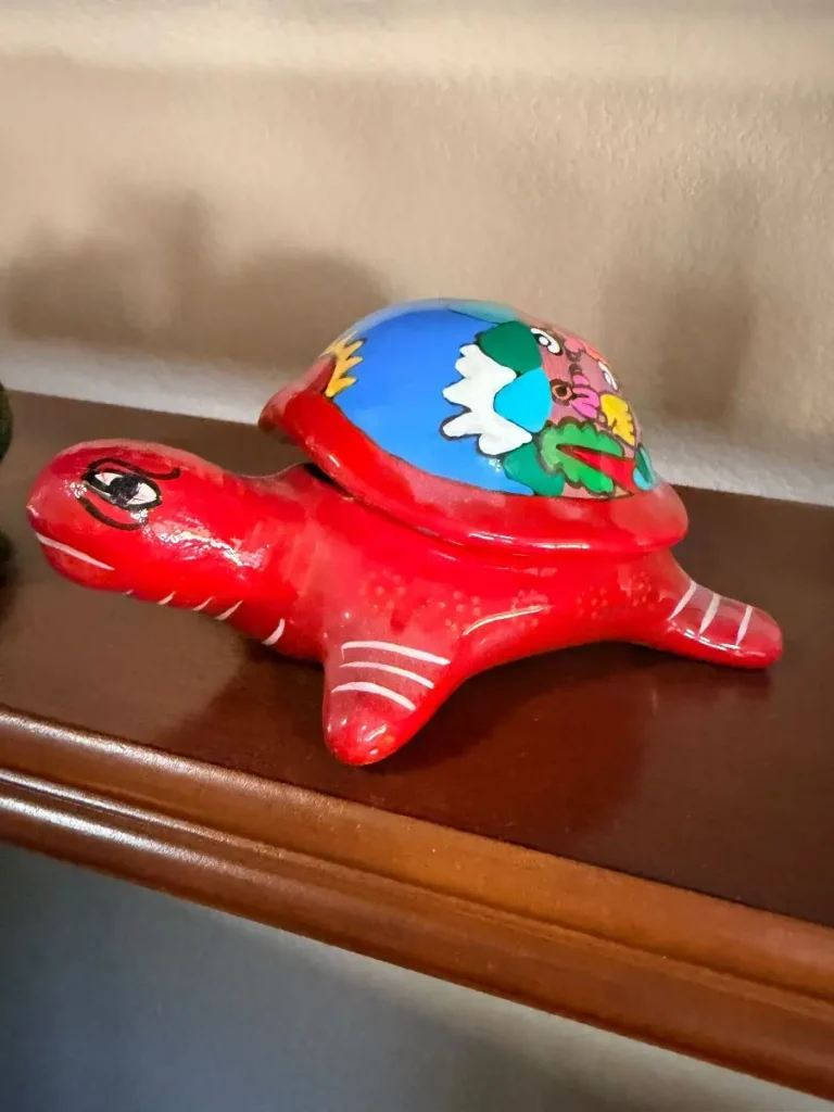 Item from the Whiskers, Wings and Southwestern Things with Busy Bees! estate sale in Mesa, AZ