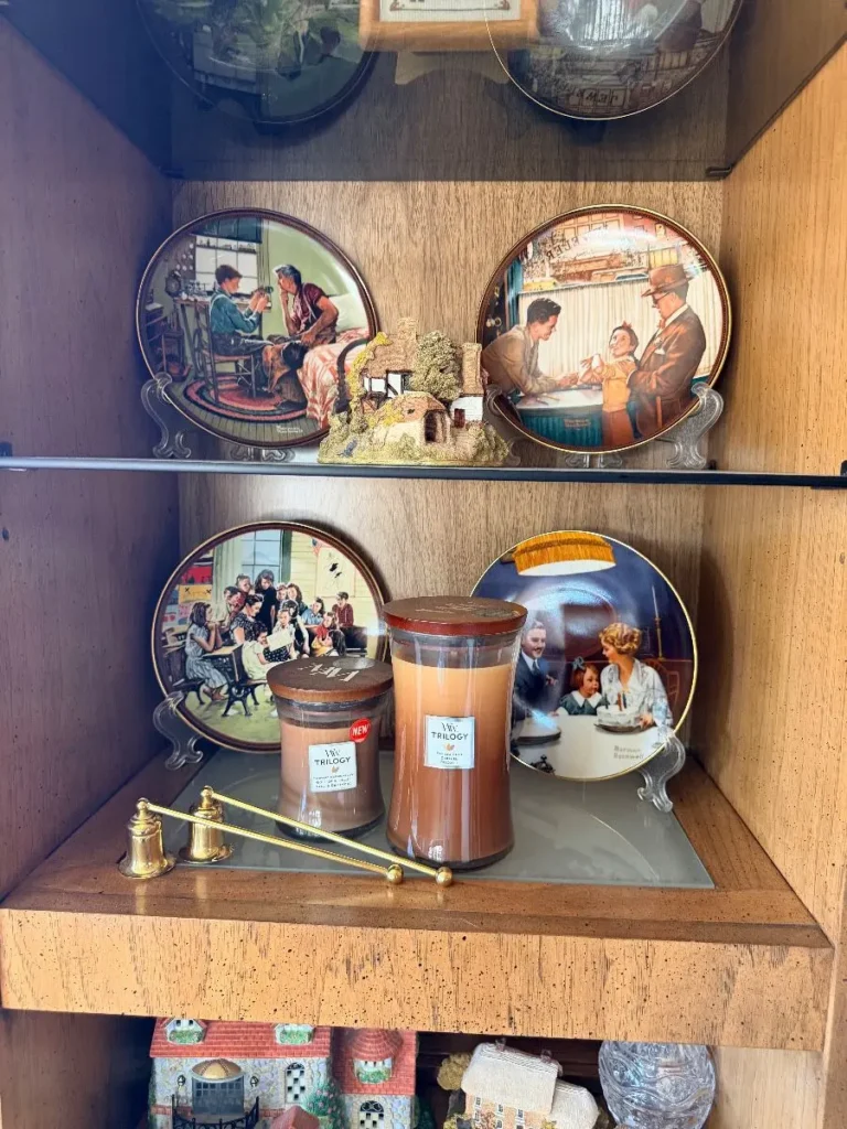 Item from the Whiskers, Wings and Southwestern Things with Busy Bees! estate sale in Mesa, AZ