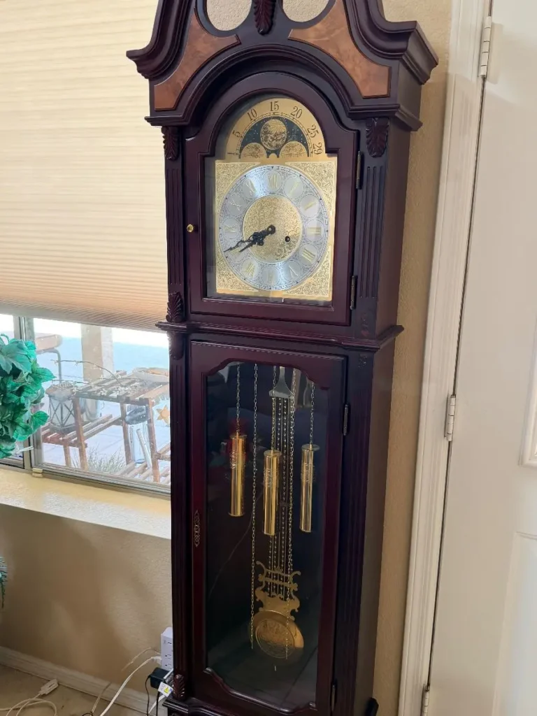 Item from the Whiskers, Wings and Southwestern Things with Busy Bees! estate sale in Mesa, AZ