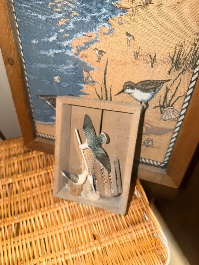 Item from the Whiskers, Wings and Southwestern Things with Busy Bees! estate sale in Mesa, AZ