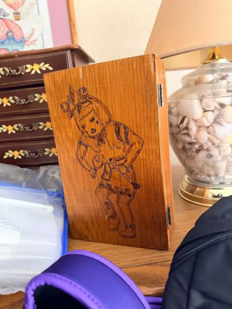 Item from the Whiskers, Wings and Southwestern Things with Busy Bees! estate sale in Mesa, AZ