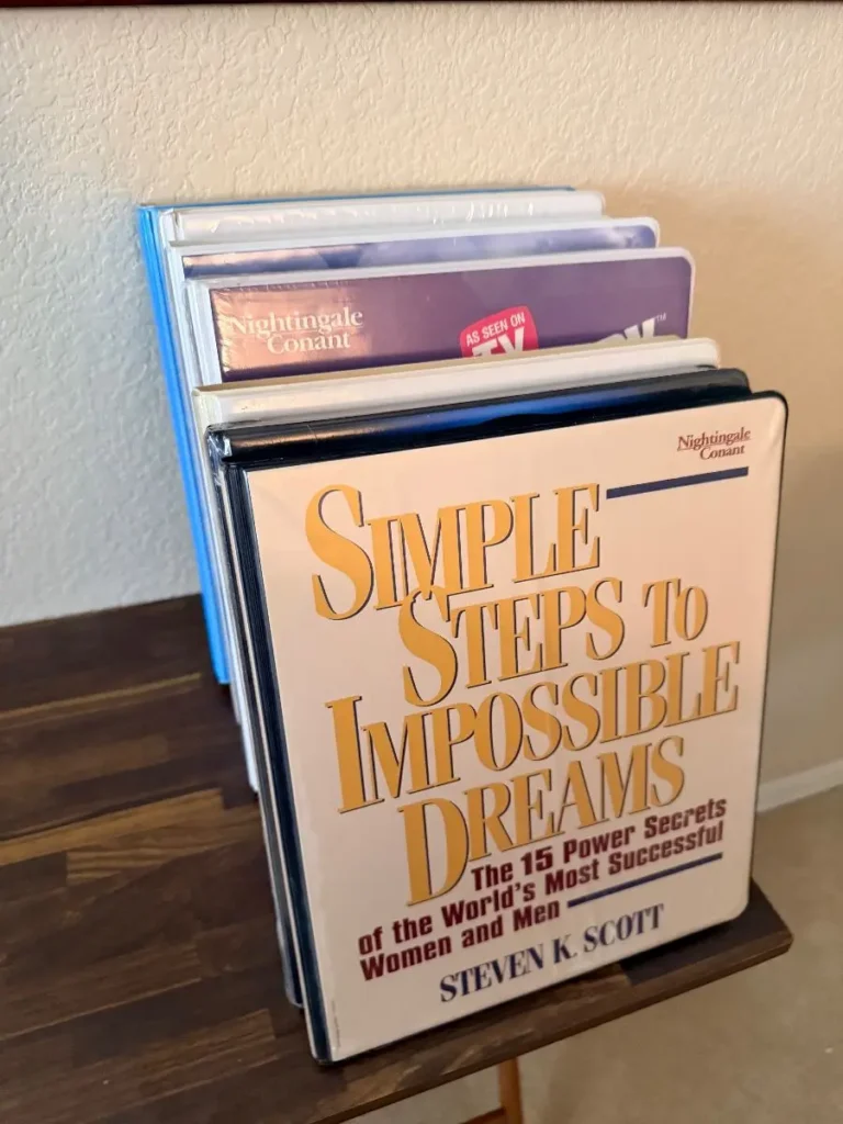 Item from the Whiskers, Wings and Southwestern Things with Busy Bees! estate sale in Mesa, AZ
