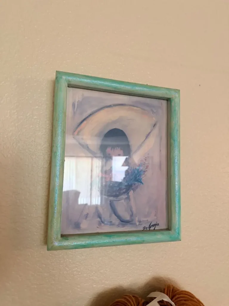 Item from the Whiskers, Wings and Southwestern Things with Busy Bees! estate sale in Mesa, AZ
