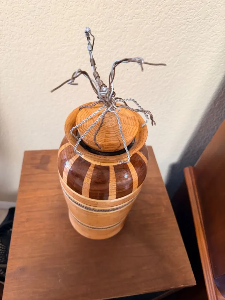 Item from the Whiskers, Wings and Southwestern Things with Busy Bees! estate sale in Mesa, AZ