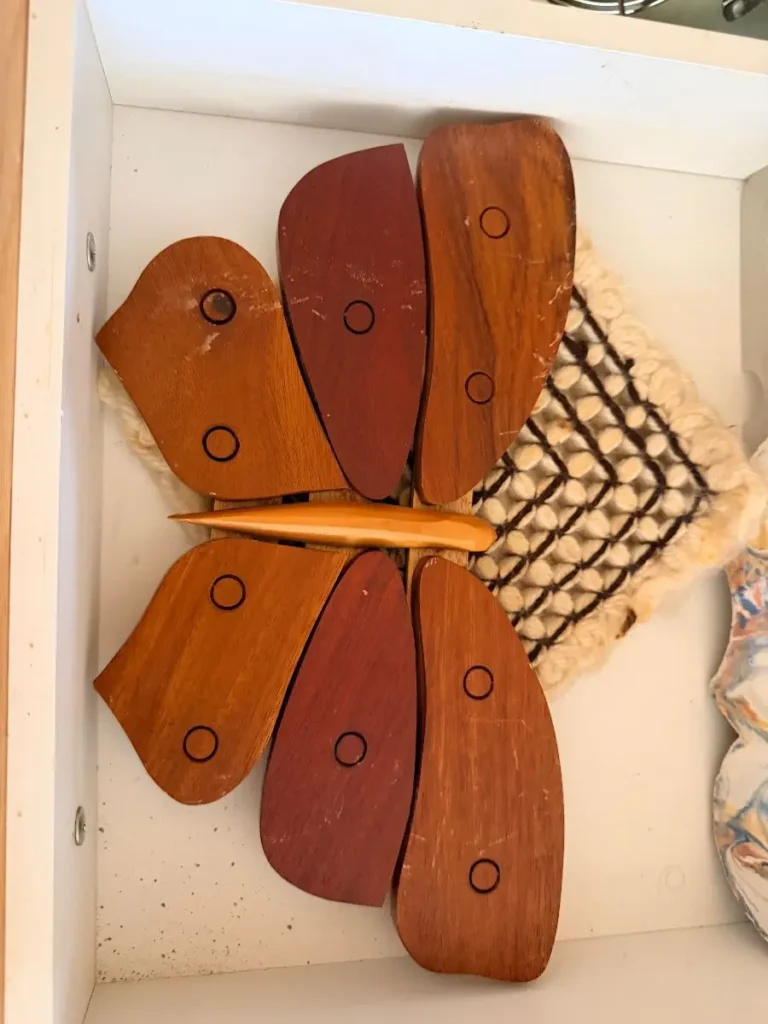 Item from the Whiskers, Wings and Southwestern Things with Busy Bees! estate sale in Mesa, AZ