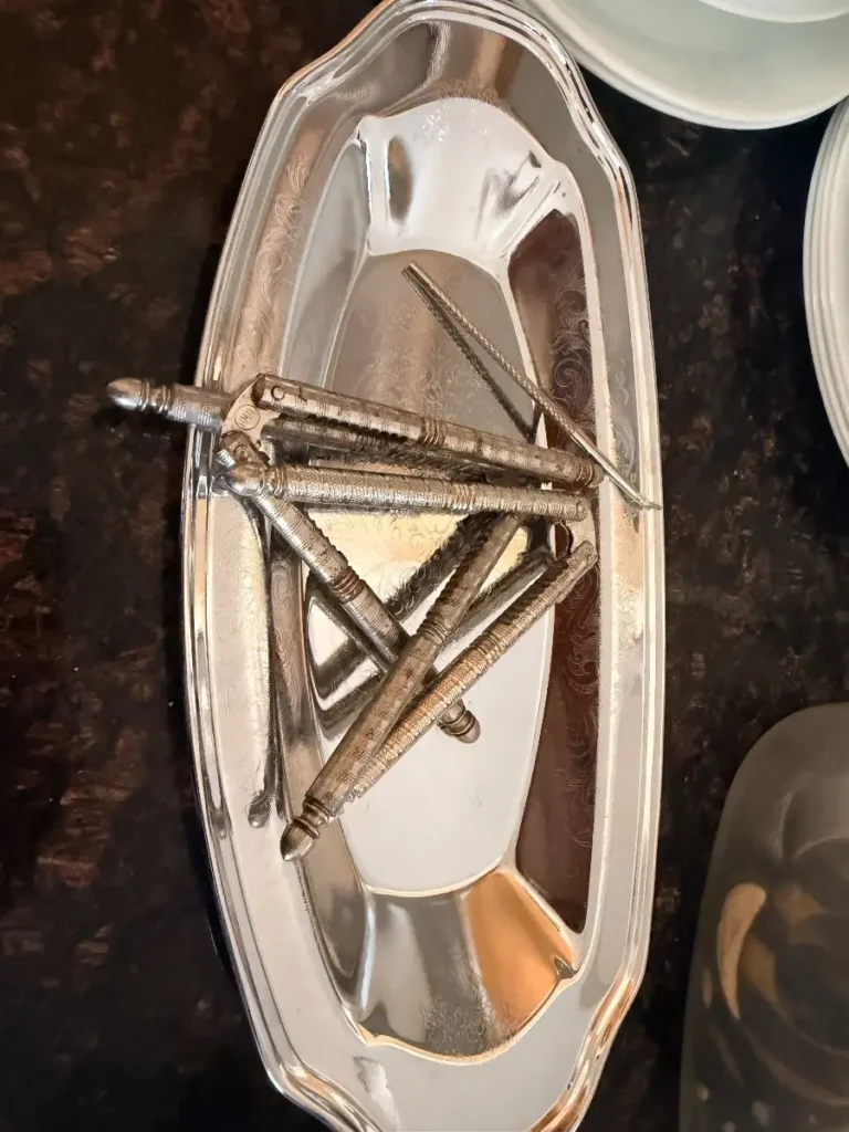Item from the Whiskers, Wings and Southwestern Things with Busy Bees! estate sale in Mesa, AZ