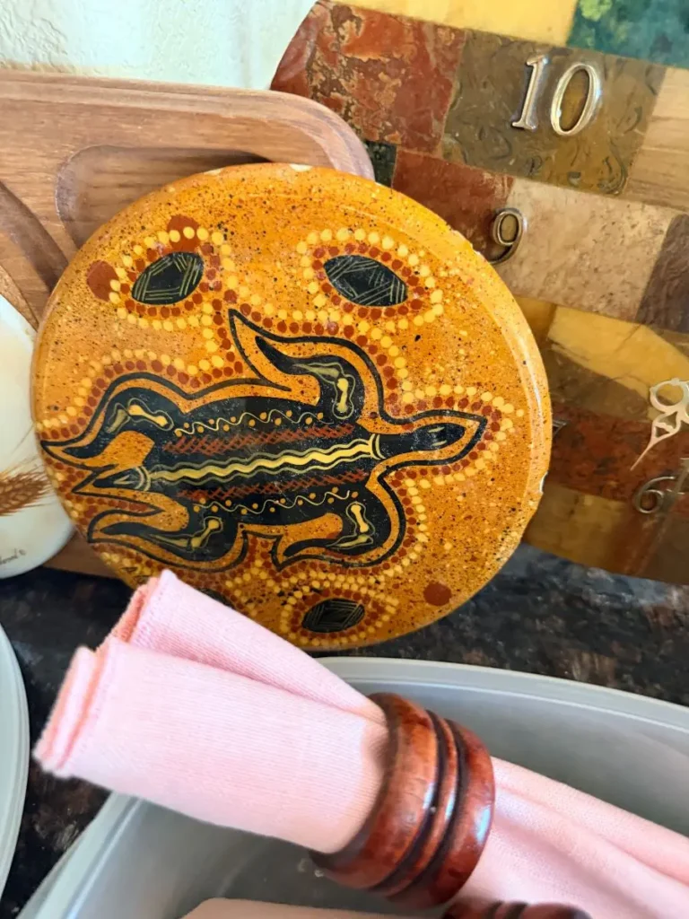 Item from the Whiskers, Wings and Southwestern Things with Busy Bees! estate sale in Mesa, AZ