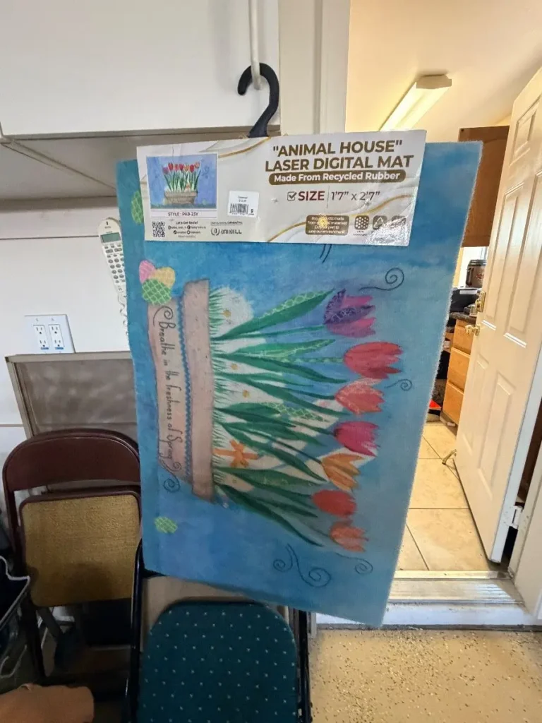 Item from the Whiskers, Wings and Southwestern Things with Busy Bees! estate sale in Mesa, AZ