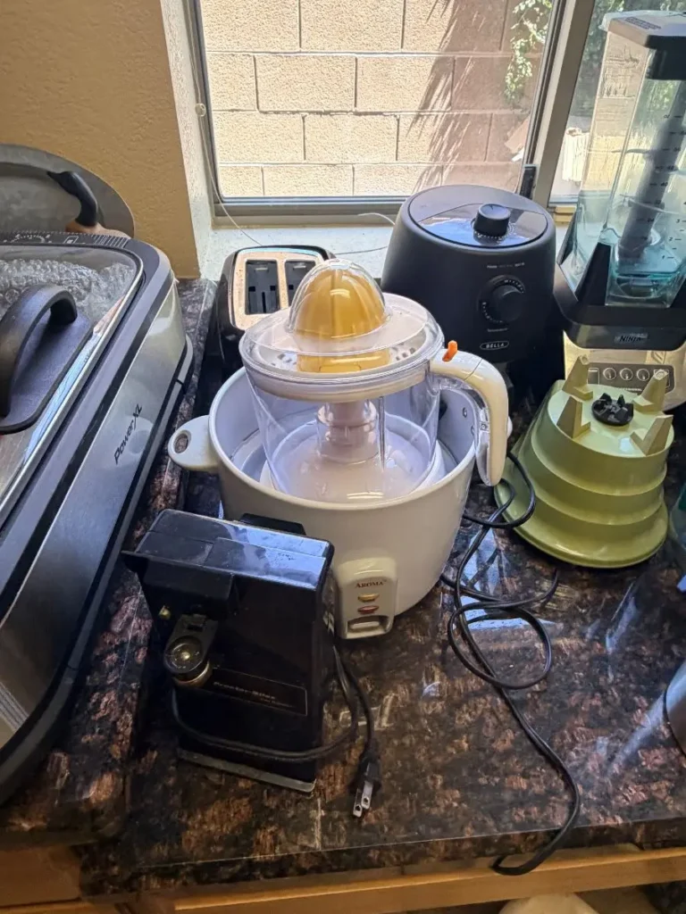 Item from the Whiskers, Wings and Southwestern Things with Busy Bees! estate sale in Mesa, AZ