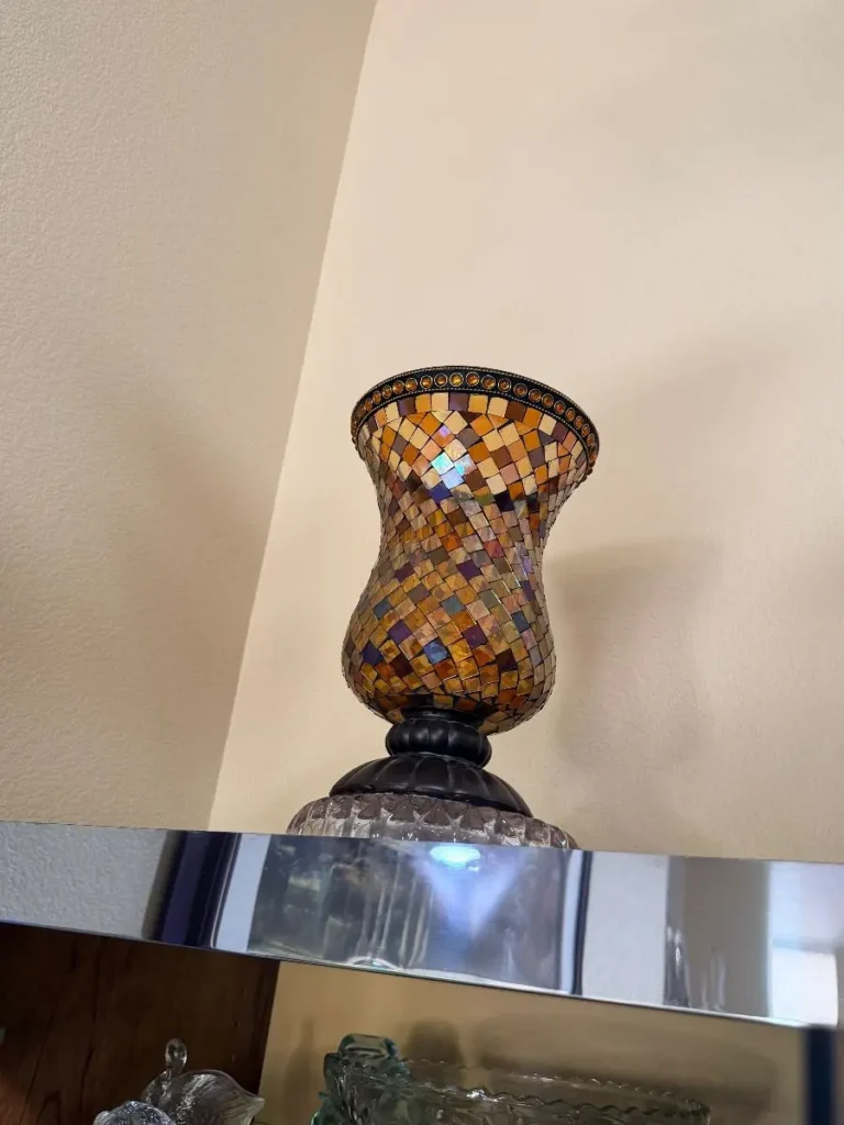 Item from the Whiskers, Wings and Southwestern Things with Busy Bees! estate sale in Mesa, AZ