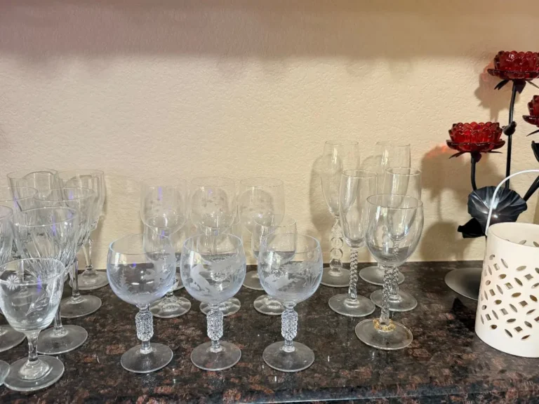 Item from the Whiskers, Wings and Southwestern Things with Busy Bees! estate sale in Mesa, AZ