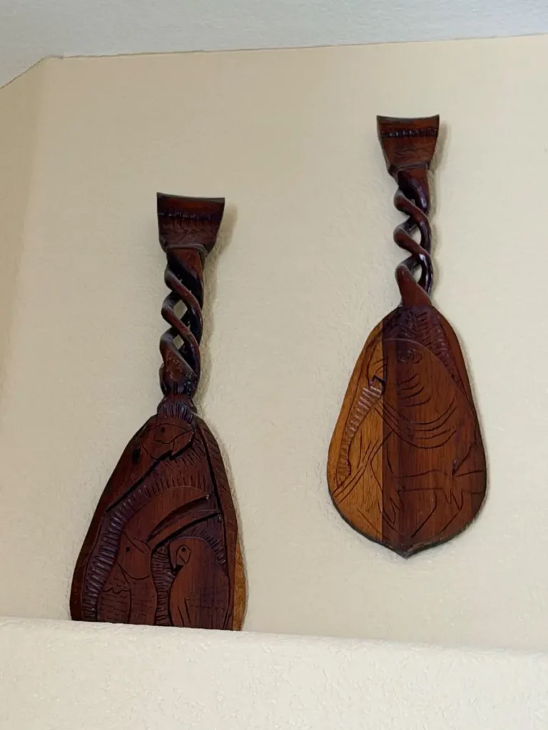 Item from the Whiskers, Wings and Southwestern Things with Busy Bees! estate sale in Mesa, AZ