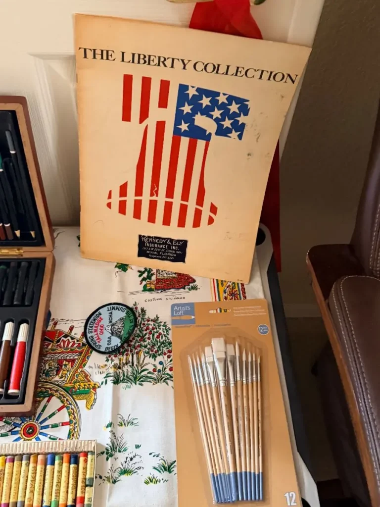 Item from the Whiskers, Wings and Southwestern Things with Busy Bees! estate sale in Mesa, AZ