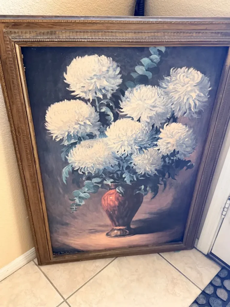 Item from the Whiskers, Wings and Southwestern Things with Busy Bees! estate sale in Mesa, AZ