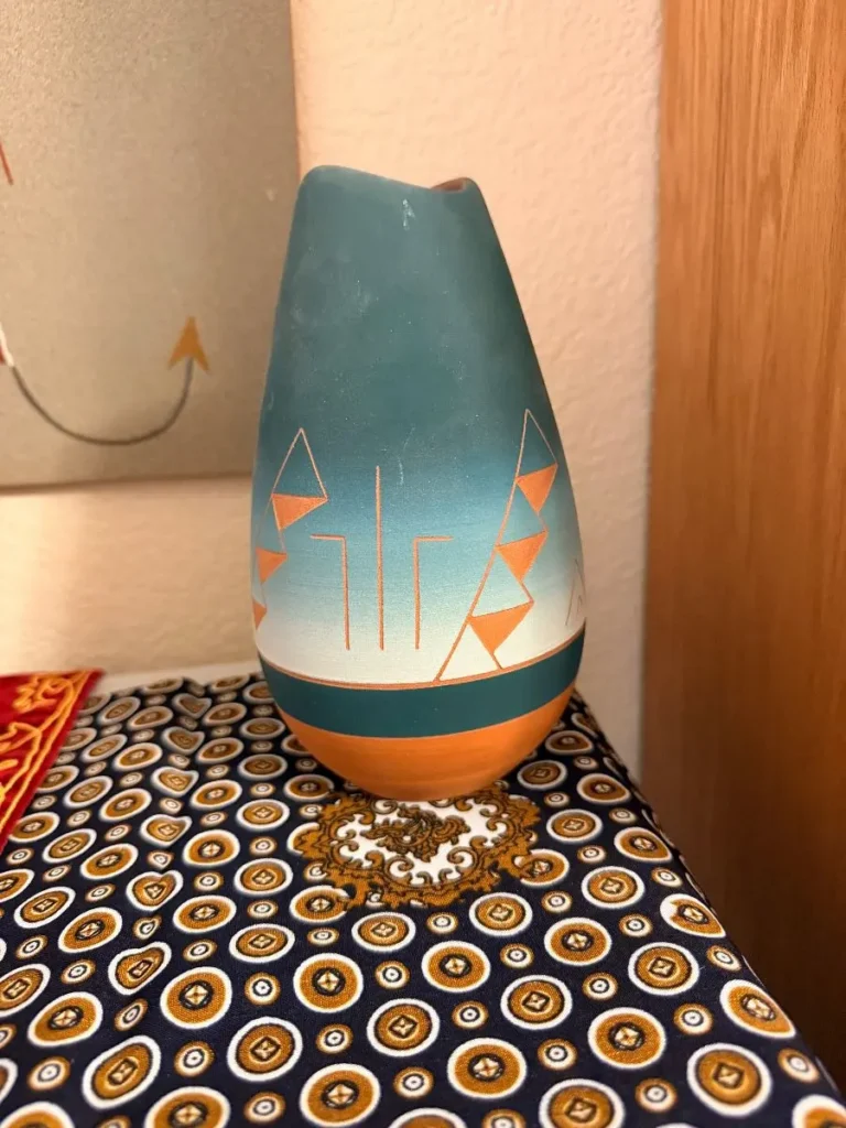 Item from the Whiskers, Wings and Southwestern Things with Busy Bees! estate sale in Mesa, AZ