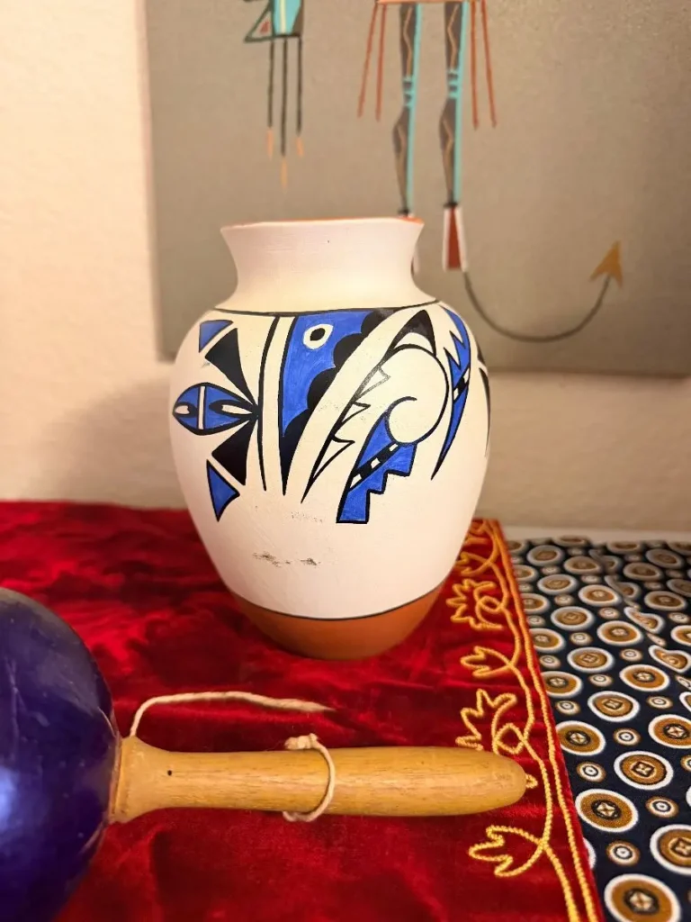 Item from the Whiskers, Wings and Southwestern Things with Busy Bees! estate sale in Mesa, AZ