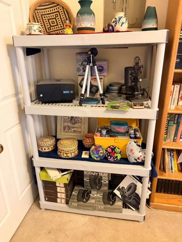 Item from the Whiskers, Wings and Southwestern Things with Busy Bees! estate sale in Mesa, AZ