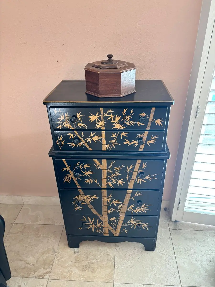 Item from the 50% OFF SATURDAY! FINAL DAY! Bee Bop Over to Scottsdale with Busy Bees! estate sale in Scottsdale, AZ