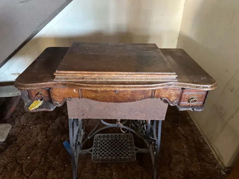 Item from the ++++50-60% OFF BLOWOUT SALE -1 DAY ONLY++++ estate sale in Tempe, AZ