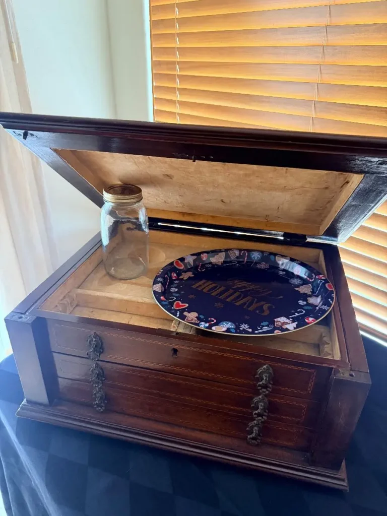 Item from the Middle eastern Treasures with Busy Bees! estate sale in Cave Creek, AZ