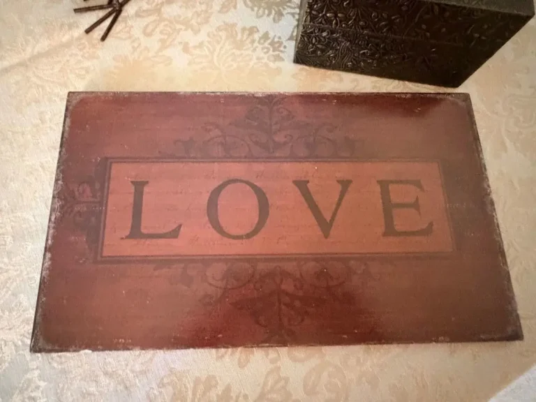 Item from the Packed Home by Busy Bees! estate sale in Scottsdale, AZ