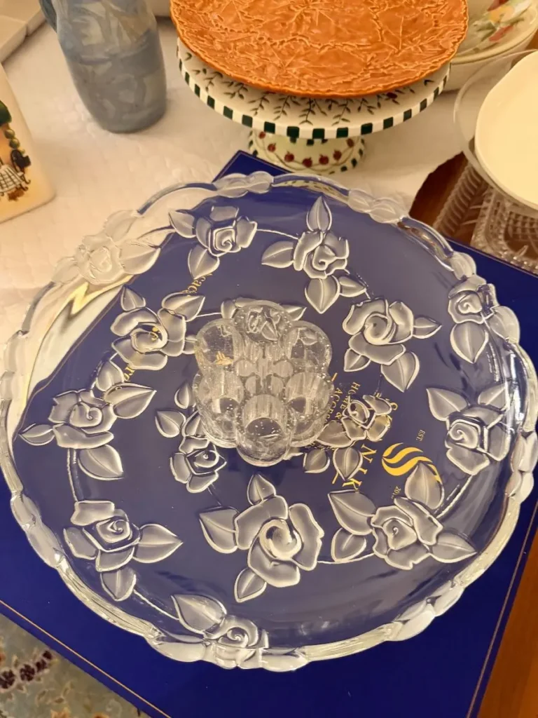 Item from the Packed Home by Busy Bees! estate sale in Scottsdale, AZ