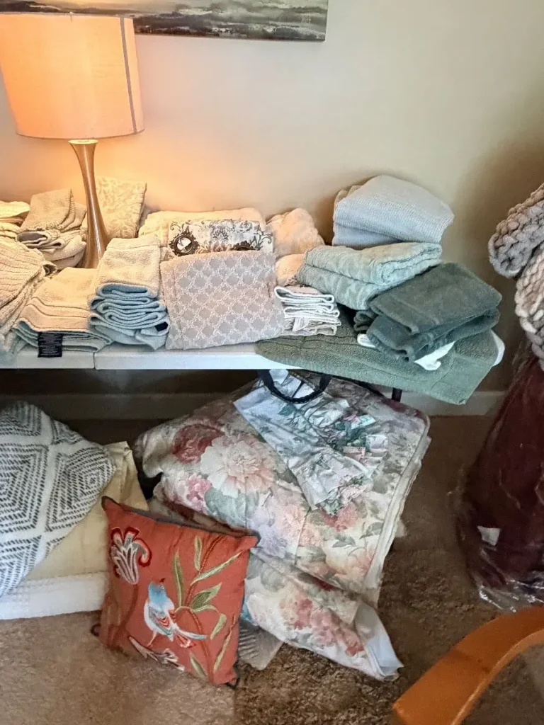 Item from the Packed Home by Busy Bees! estate sale in Scottsdale, AZ