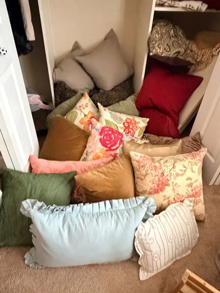 Item from the Packed Home by Busy Bees! estate sale in Scottsdale, AZ