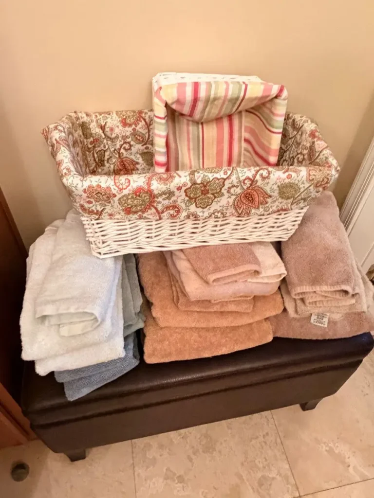 Item from the Packed Home by Busy Bees! estate sale in Scottsdale, AZ