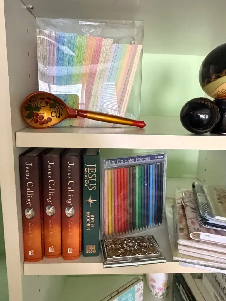 Item from the Packed Home by Busy Bees! estate sale in Scottsdale, AZ
