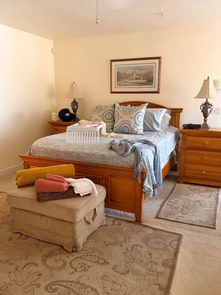 Item from the Packed Home by Busy Bees! estate sale in Scottsdale, AZ