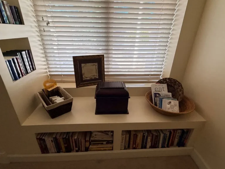 Item from the Packed Home by Busy Bees! estate sale in Scottsdale, AZ