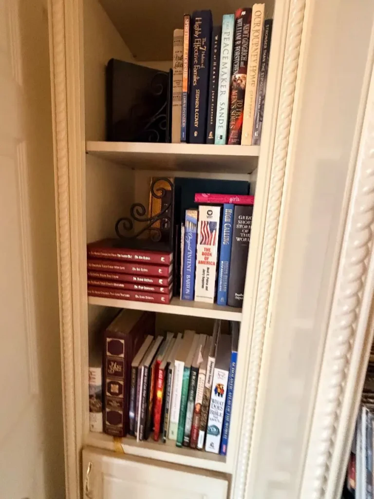 Item from the Packed Home by Busy Bees! estate sale in Scottsdale, AZ