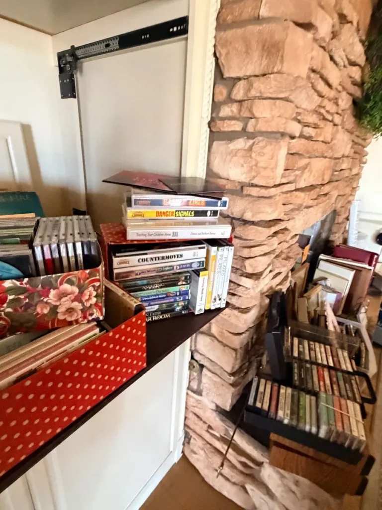 Item from the Packed Home by Busy Bees! estate sale in Scottsdale, AZ