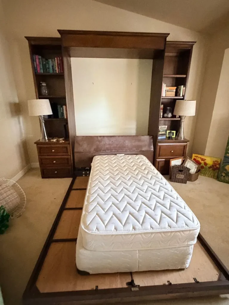 Item from the Packed Home by Busy Bees! estate sale in Scottsdale, AZ