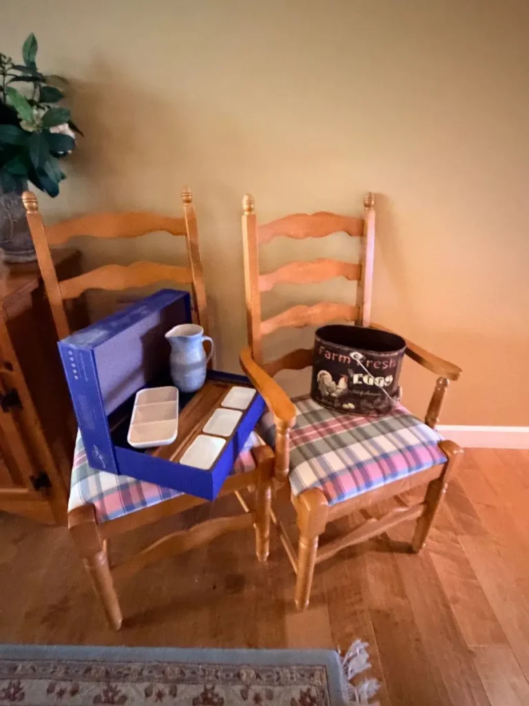 Item from the Packed Home by Busy Bees! estate sale in Scottsdale, AZ