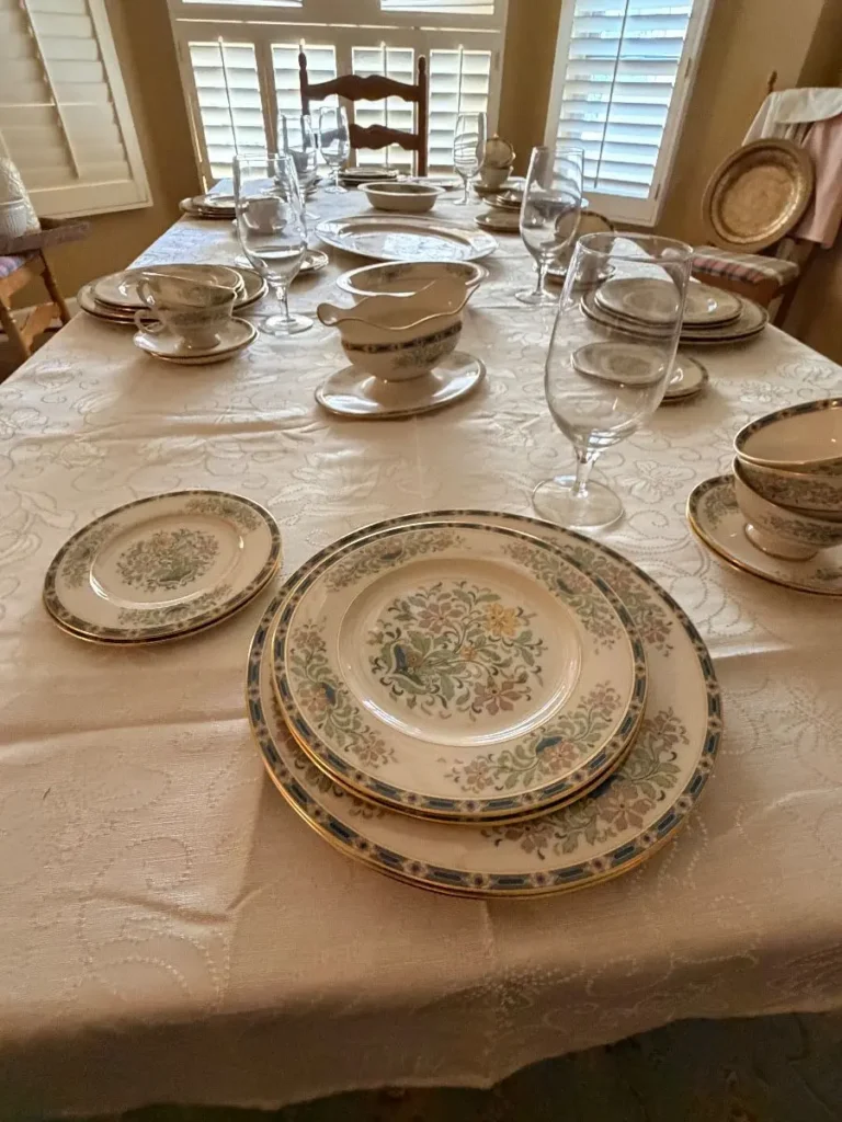 Item from the Packed Home by Busy Bees! estate sale in Scottsdale, AZ