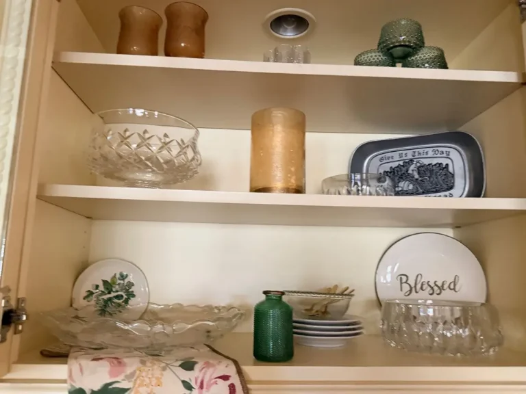 Item from the Packed Home by Busy Bees! estate sale in Scottsdale, AZ