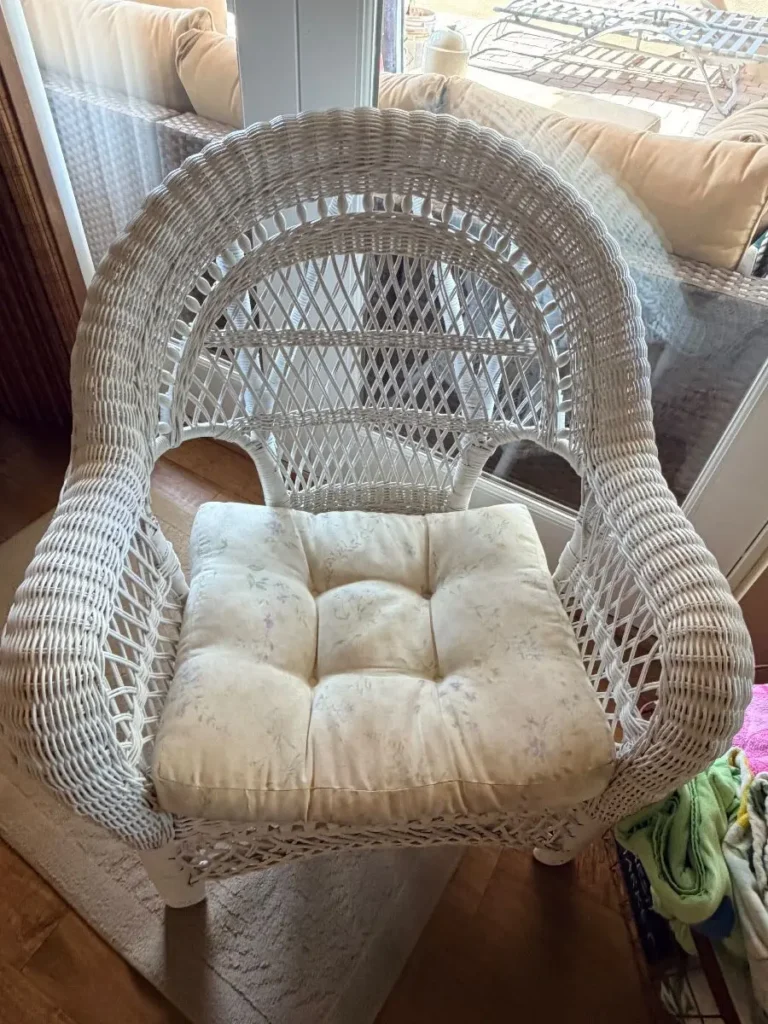 Item from the Packed Home by Busy Bees! estate sale in Scottsdale, AZ