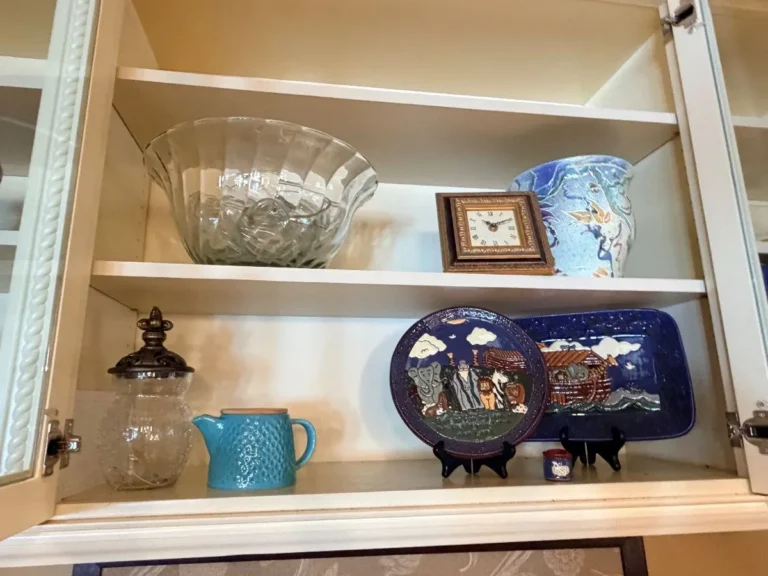 Item from the Packed Home by Busy Bees! estate sale in Scottsdale, AZ
